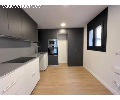 APARTAMENTO 3 HABITACIONES REFORMADO COMPLETAMENTE EN ROSES