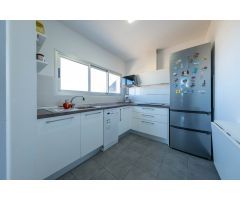 Tu hogar perfecto en El Altillo con vistas al mar