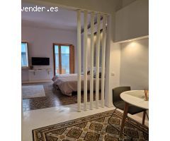 EDIFICIO EN VENTA EN TRIANA CON VV Y LOCAL COMERCIAL RENTANDO.