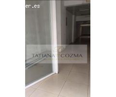 Local comercial en Venta en Valencia de las Torres, Valencia