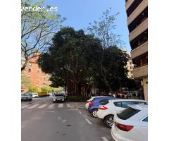 Local comercial en Venta en Valencia de las Torres, Valencia