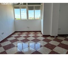 Piso en Dos Hermanas de 2 habitaciones y vestidor