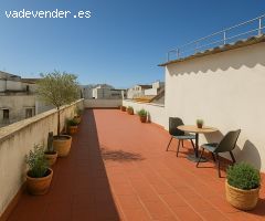 Encantador piso reformado con terraza privativa en el corazón de Triana