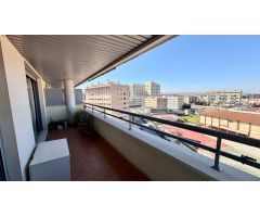 Piso en Alquiler en Campus de la Salud, Granada | 3 Dormitorios, Terraza y Piscina Comunitaria