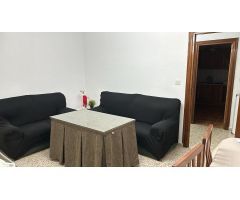 ???? Piso de 3 dormitorios en alquiler para estudiantes – Zona San Ildefonso, Granada |