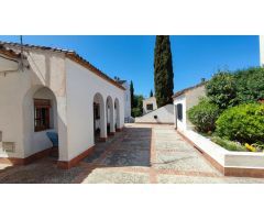 ???? Hermoso y cómodo estudio ideal para estudiantes – Zona Albayzín, Granada | Urbanización Carmene