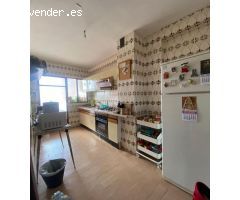 ???? Amplio piso de 3 dormitorios ideal para estudiantes – Zona Campo Verde, Granada | Disponible Se
