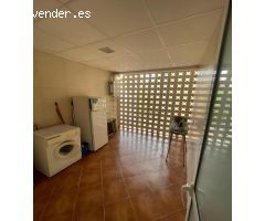 Amplio y Luminoso Piso de 4 Dormitorios en Alquiler | Zona Campo Verde, Granada