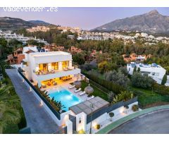 lujosa villa ubicada en La Cerquilla con vistas al mar