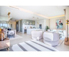 New Golden Mile – Villa Contemporánea en Primera Línea de Playa en Velaya Garden