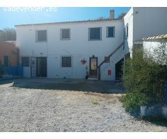 combinación de finca y casa cueva en Baza