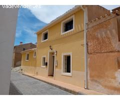 casa adosada completamente reformada en Almaciles