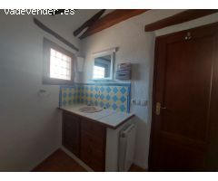 casa cueva parcial con jardín, terraza y garaje en Galera