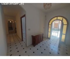 casa adosada en Cuevas del Campo
