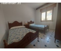 casa adosada en Cuevas del Campo