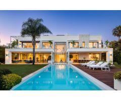 Villa en Venta en Marbella, Málaga