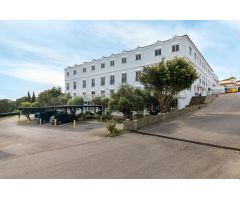 Edificio en Venta en Puerto Sotogrande, Cádiz