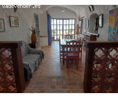 Descubre el Encanto y Atractivo Único de Esta Hermosa Casa Cueva de 3 Dormitorios con Apartamento In