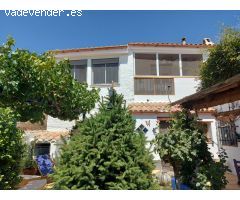 Casa Cueva de 2 Plantas, Vistas Impresionantes y un Apartamento Independiente de 2 Dormitorios