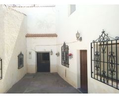Cortijo en Venta en Freila, Granada