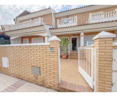 Dúplex en Primera Línea de Playa – Mar Menor