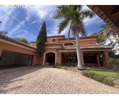 Villa en Venta en Benalmádena Costa, Málaga