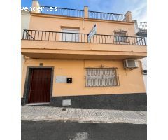 MAGNIFICA CASA EN CALLE PARADAS