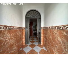 MAGNIFICA CASA EN CALLE PARADAS