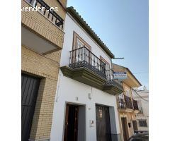ESPECTACULAR CASA EN VENTA EN CALLE PINTOR HIGUERO