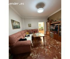 ESPECTACULAR CASA EN VENTA EN CALLE PINTOR HIGUERO