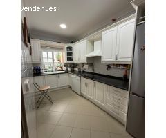 ESPECTACULAR CASA EN VENTA EN CALLE PINTOR HIGUERO