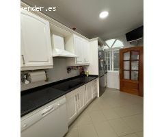 ESPECTACULAR CASA EN VENTA EN CALLE PINTOR HIGUERO