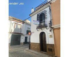 ENCANTADORA VIVIENDA EN CALLE POSITO