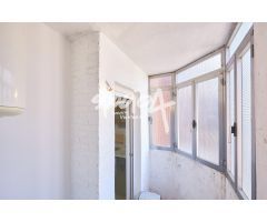 Piso Reformado con Terraza y Mucha Luz en Toledo