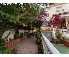 Amplia Casa Tipo Dúplex con Jardín y Garaje en Molinos Marfagones, Cartagena