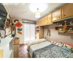 Amplia Casa Tipo Dúplex con Jardín y Garaje en Molinos Marfagones, Cartagena