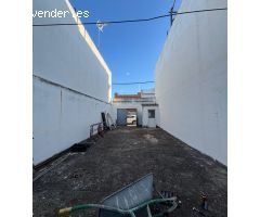 ESTUPENDO SOLAR EN LA ZONA DE REYES CATOLICOS DOS HERMANAS