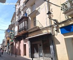 Bonita casa con mucha historia en pleno centro de Requena.