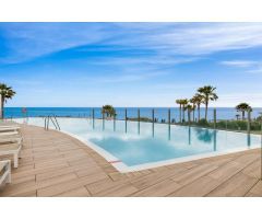 Apartamento de lujo en primera línea de playa en The Edge, Estepona