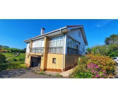Chalet reformado con vistas espectaculares, gran terreno y a un paso de la playa de Xivares