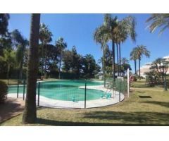 DÚPLEX DE GRAN LUJO EN PUERTO BANÚS EN 1 LÍNEA DE PLAYA
