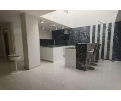 DÚPLEX DE GRAN LUJO EN PUERTO BANÚS EN 1 LÍNEA DE PLAYA