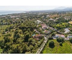 Encantadora villa de estilo andaluz en la milla de oro de Marbella