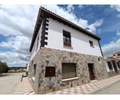 OPORTUNIDAD VIVIENDA Y DOS LOCALES EN VILLANUEVA