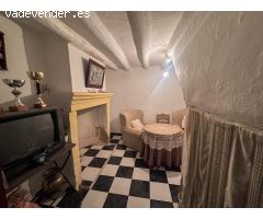 ???? CASA CON MUCHÍSIMO POTENCIAL EN EL PADUL – 206 M² DE OPORTUNIDAD EN CALLE ALTA ????