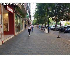 MAGNIFICO LOCAL CERCA DE AVENIDA BARCELONA