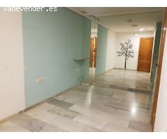 MAGNIFICO LOCAL CERCA DE AVENIDA BARCELONA