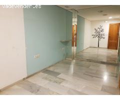 MAGNIFICO LOCAL CERCA DE AVENIDA BARCELONA