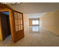 Piso con Garaje opcional en Av.Ronda de Tejares, Córdoba Capital