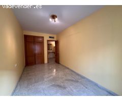 Piso con Garaje opcional en Av.Ronda de Tejares, Córdoba Capital